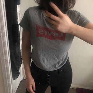 Levi's T-shirt